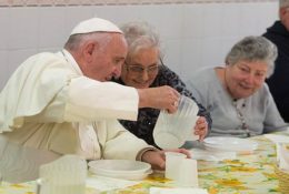 Poruka pape Franje za 29. svjetski dan bolesnika