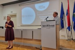 Stručni sastanak Instituta za grupnu analizu pod nazivom „Krug ili ekran“ u Klinici za psihijatriju Vrapče