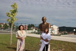 Svečano otkriven spomenik prof. dr. sc. Vladi Jukiću u njegovom rodnom Posušju