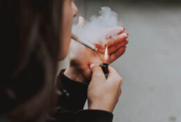 E-cigarete pogoršavaju kvalitetu sna i mentalno zdravlje mladih